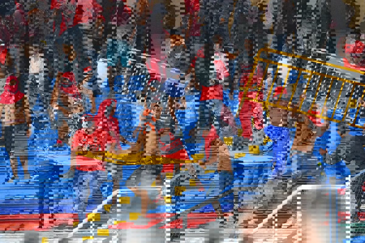 2123186