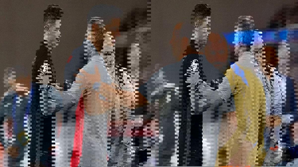 2123471