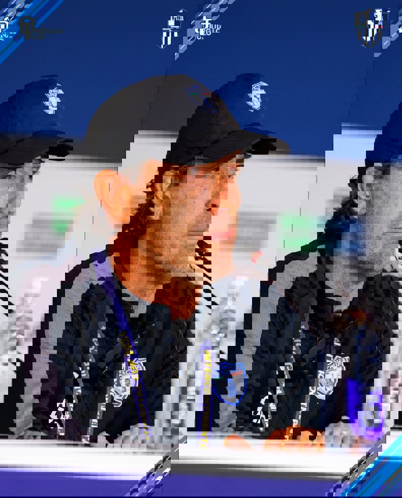 2123770