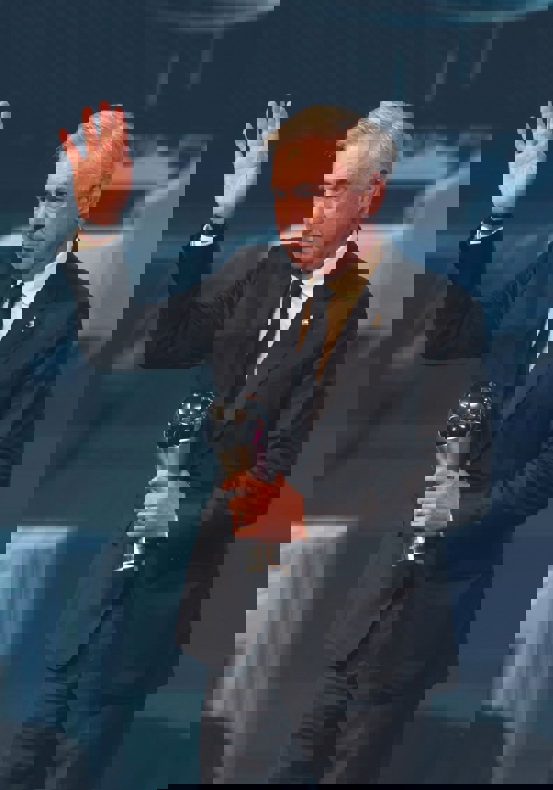2123815