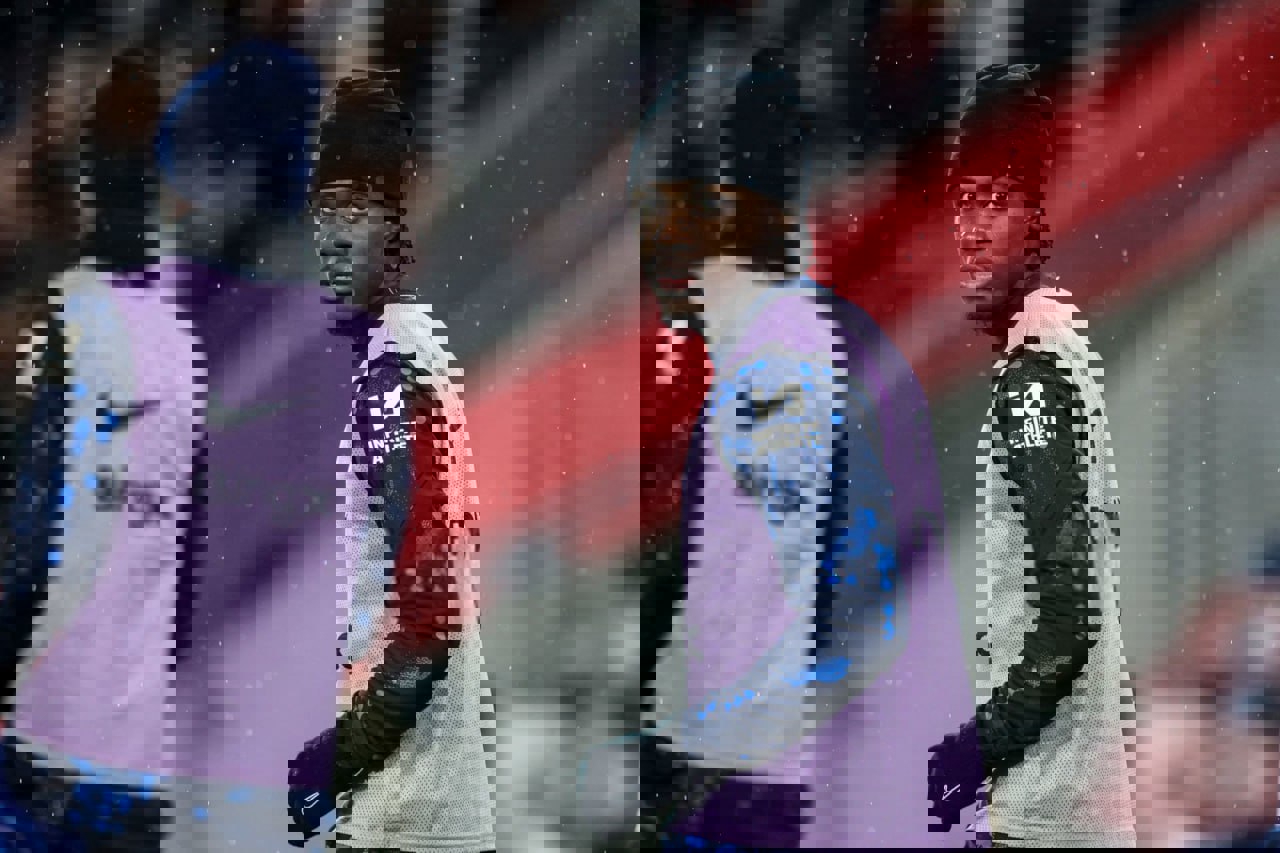 2123832