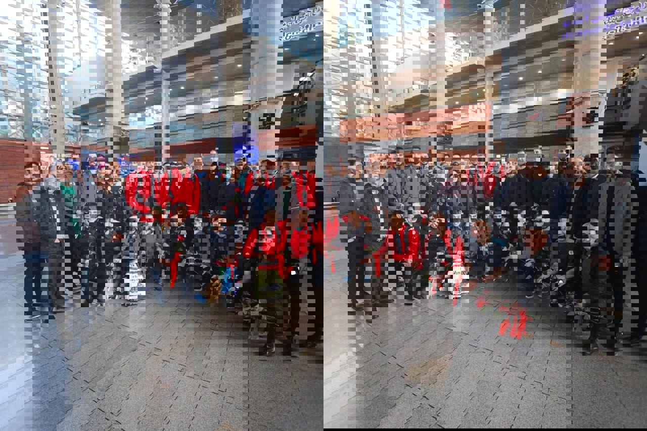 2123856
