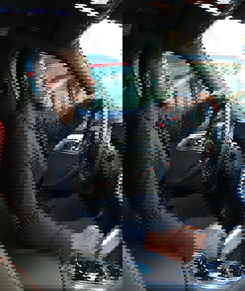 2123912