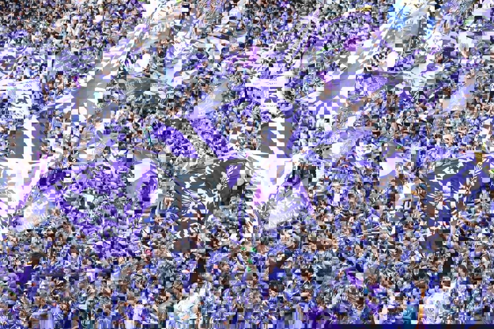 2123972