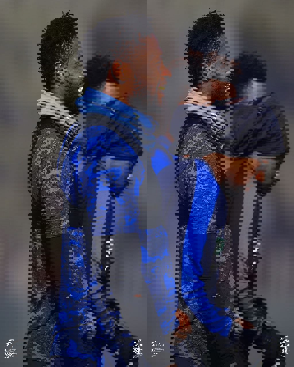 2124136