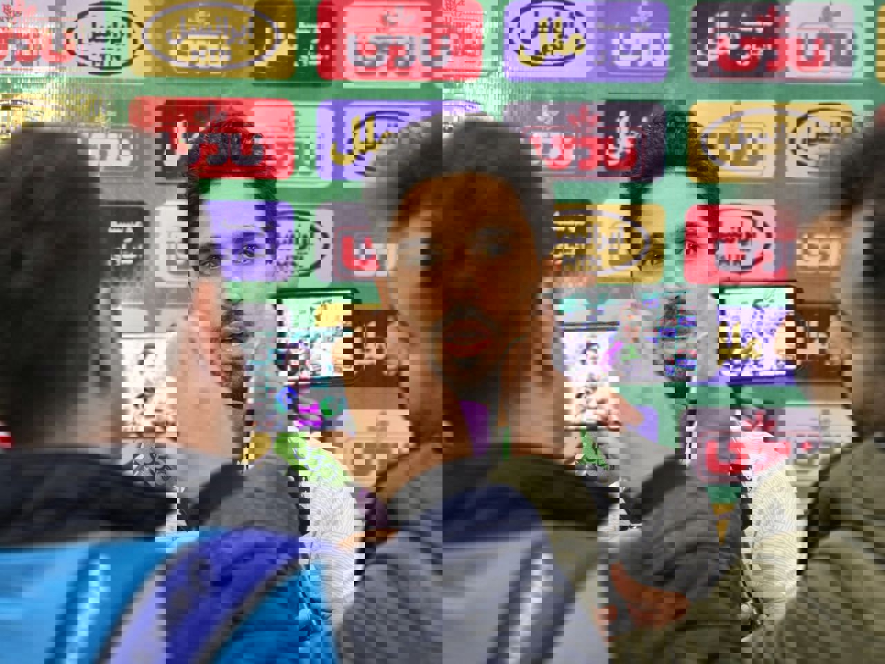 2124385