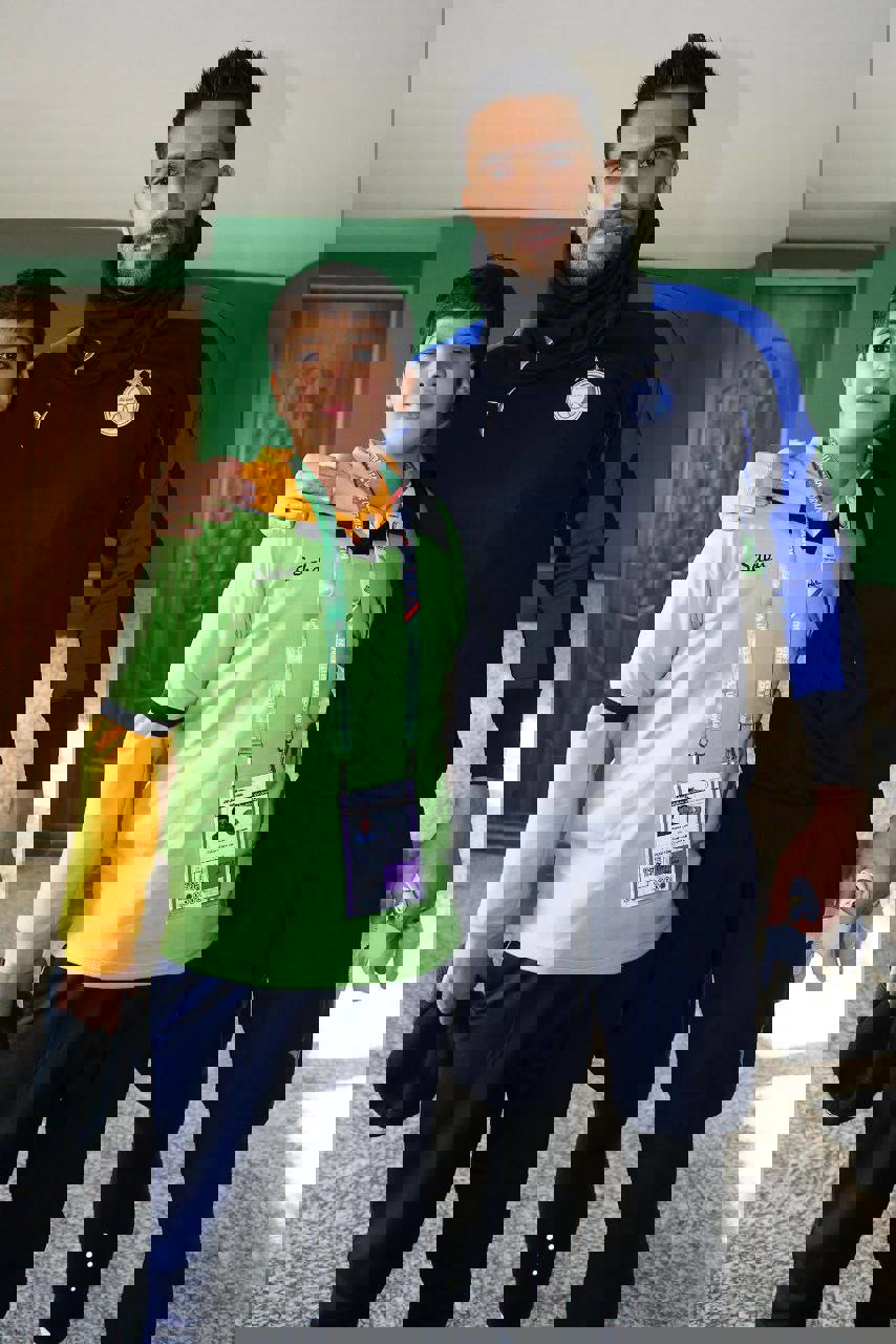 2124661
