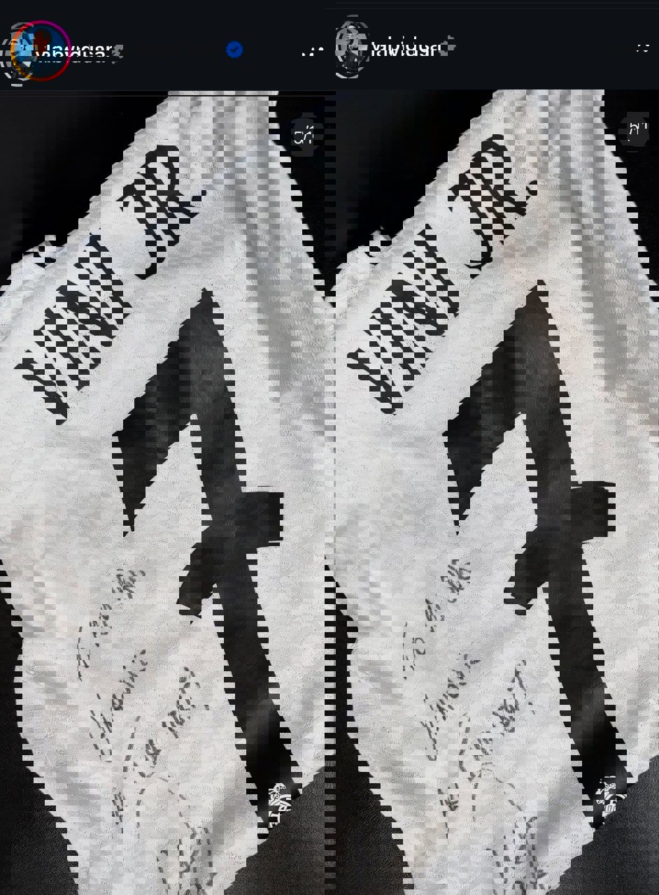 2124898