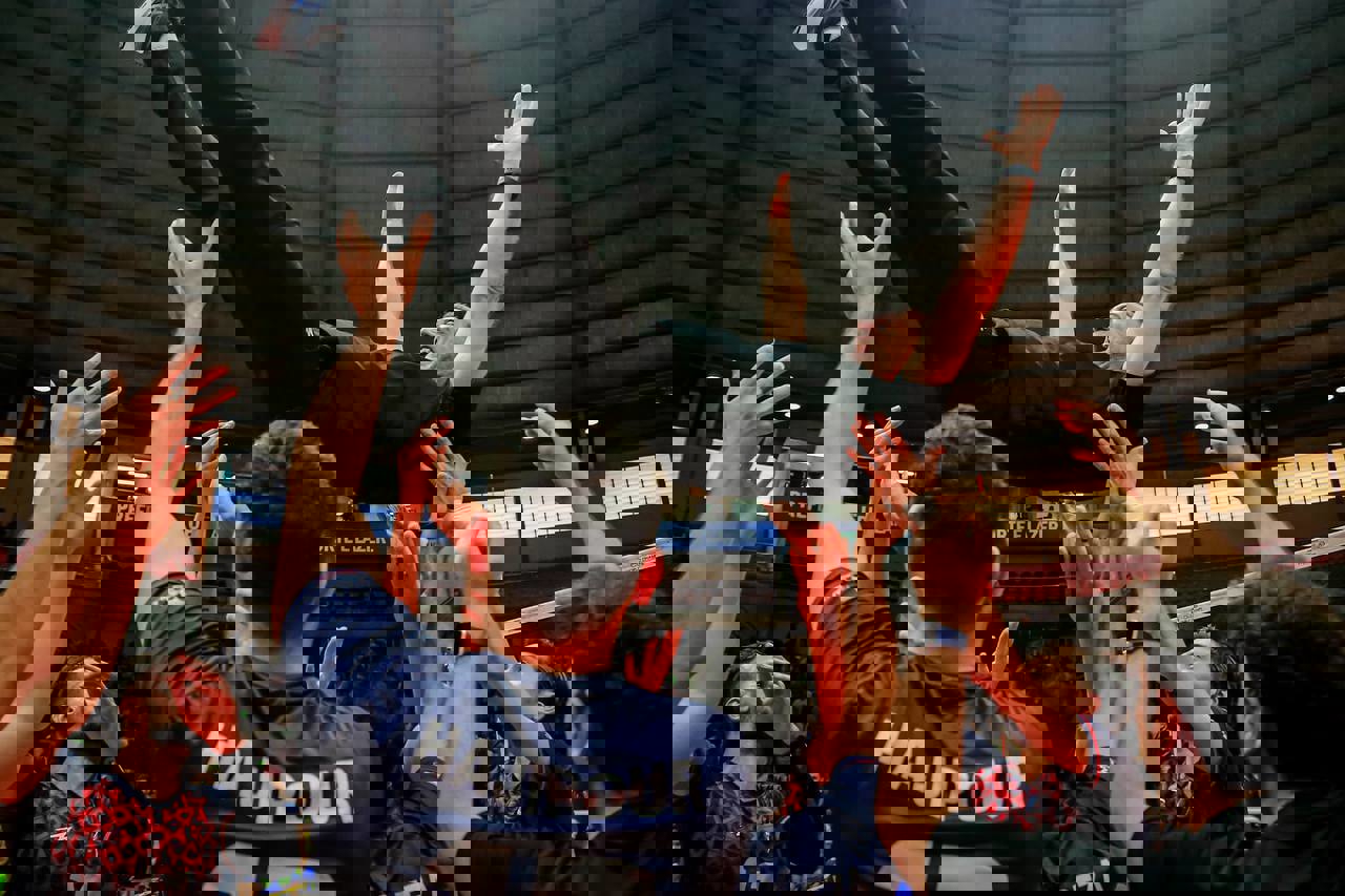 2125237