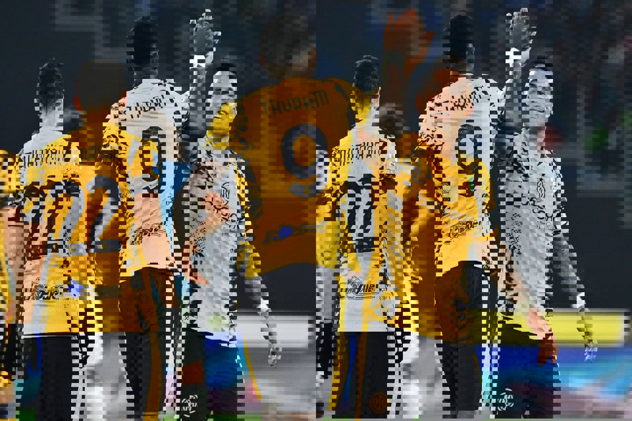 2125570
