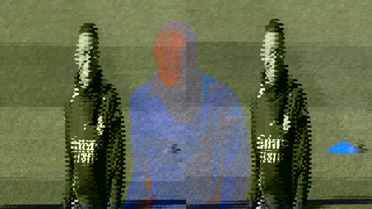 2125572