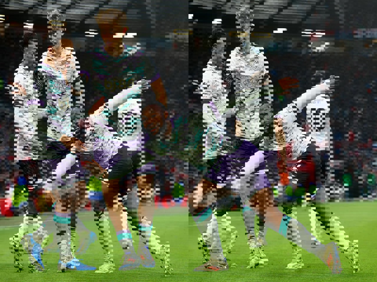 2125632