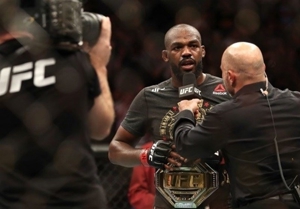 جونز: اگر مبارز MMA نبودم، به ارتش میرفتم!