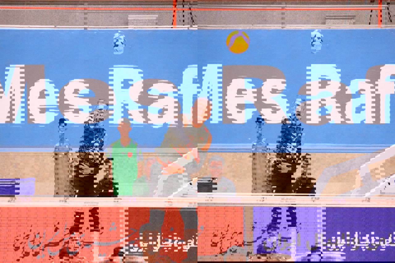 2126208