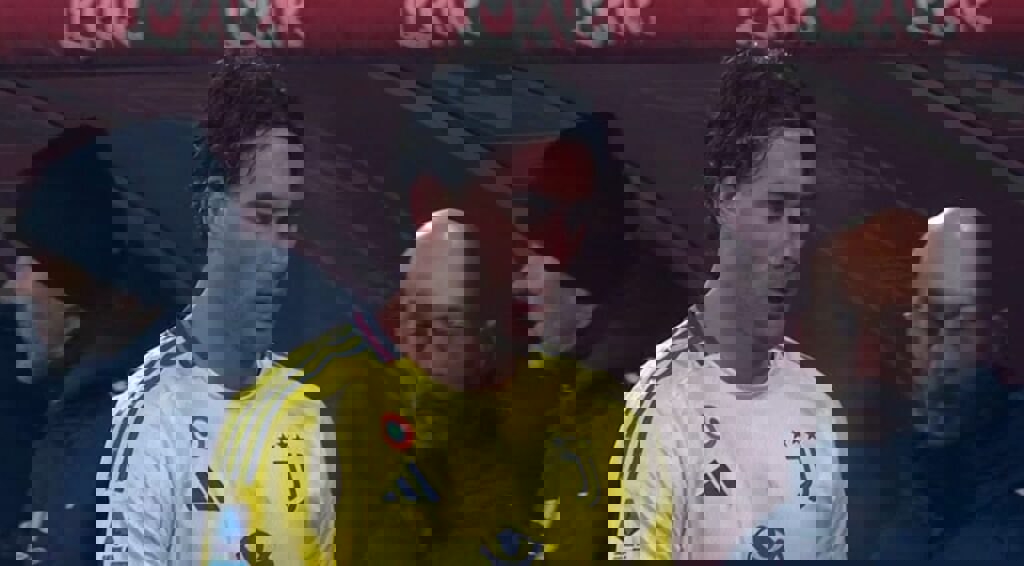 2126490