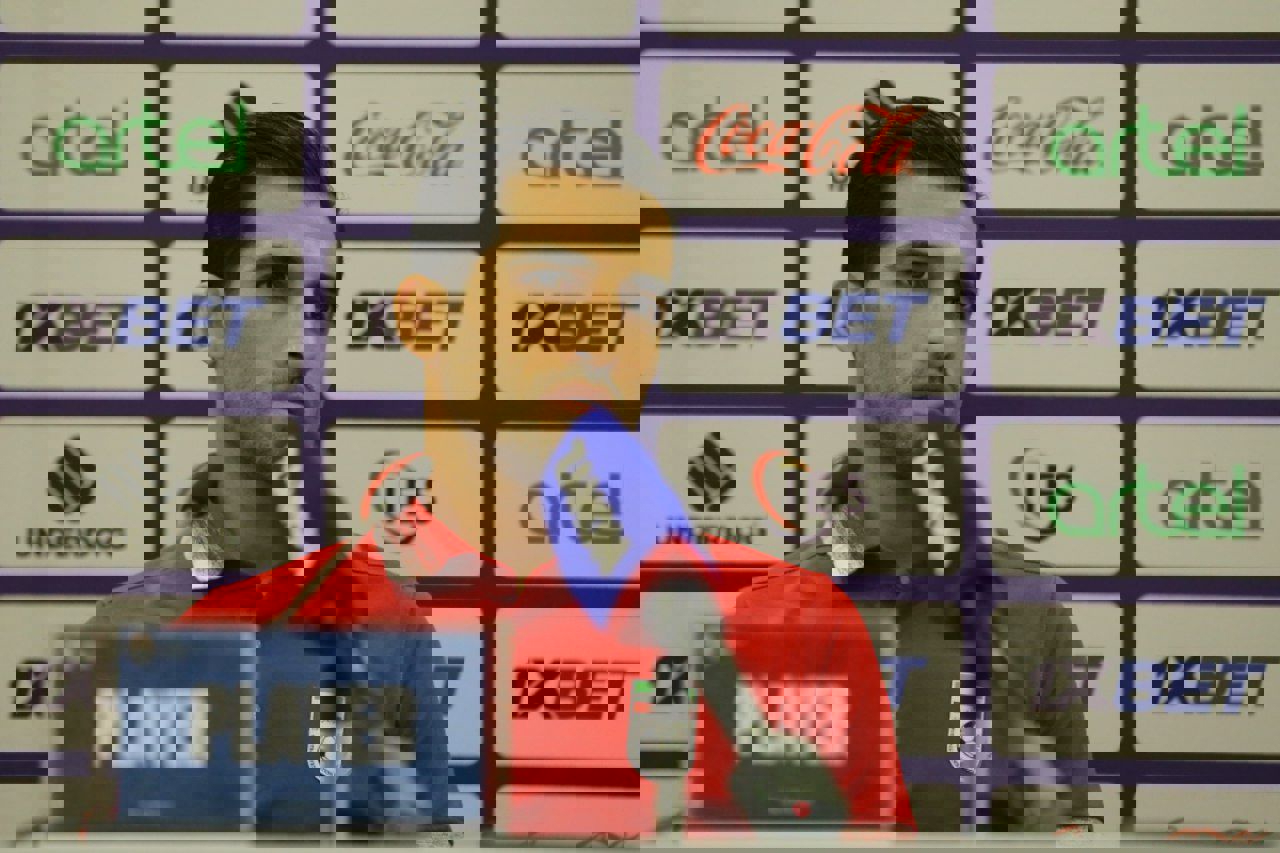 2126895