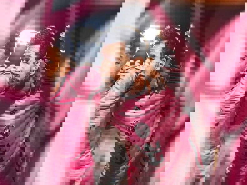 2126608