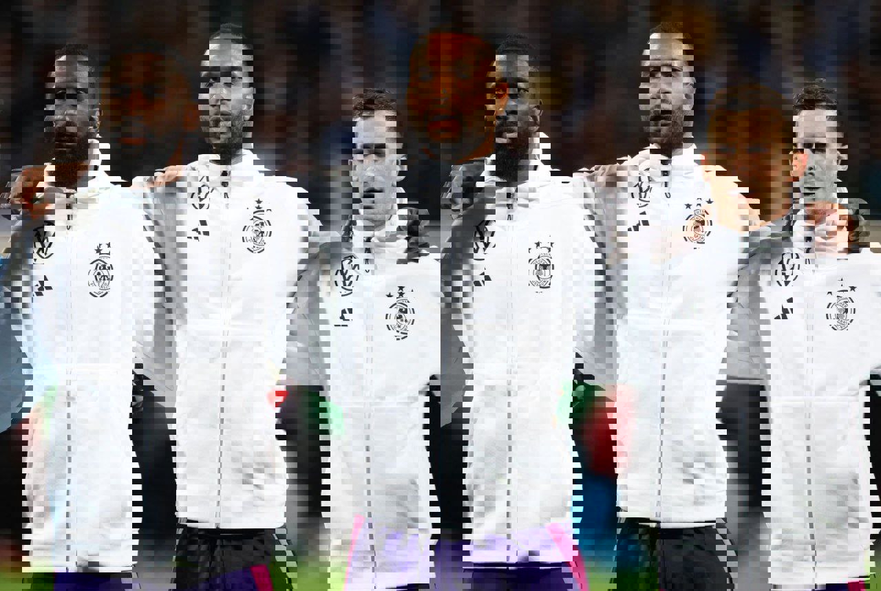 2126873
