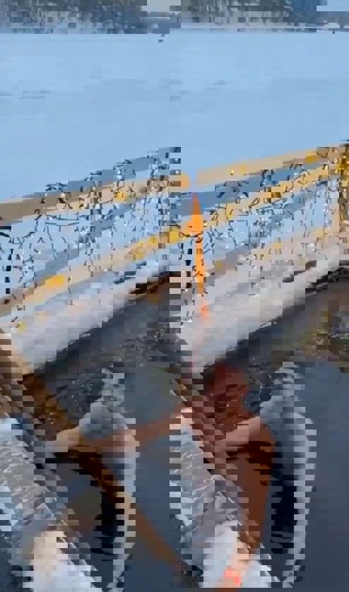 2126786