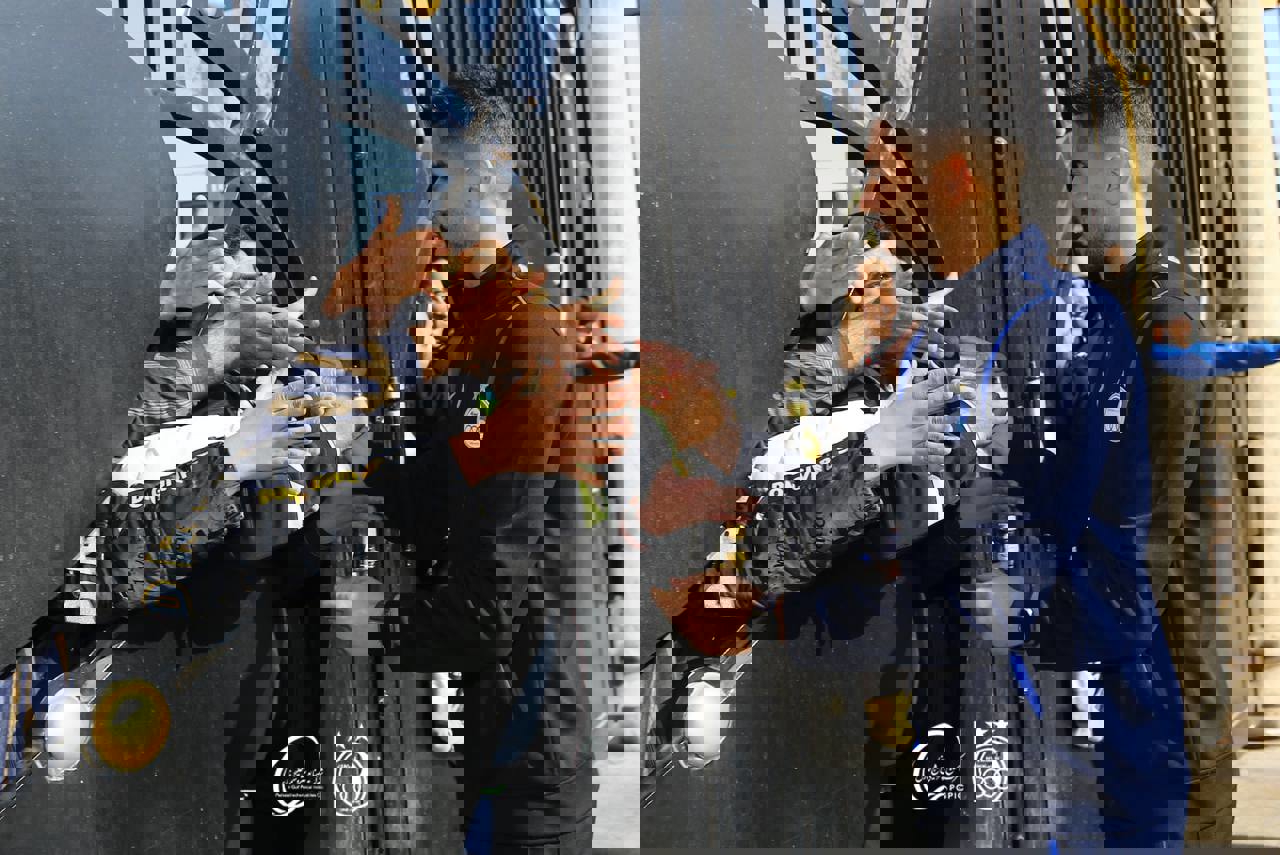2127063