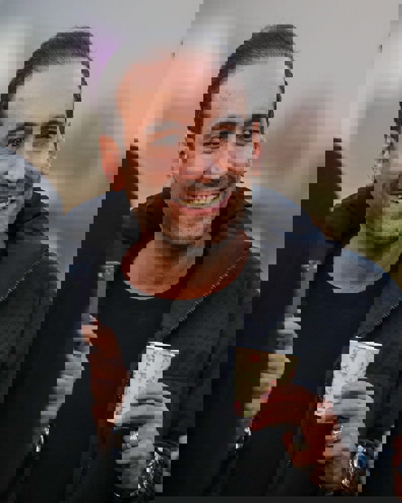 2127124