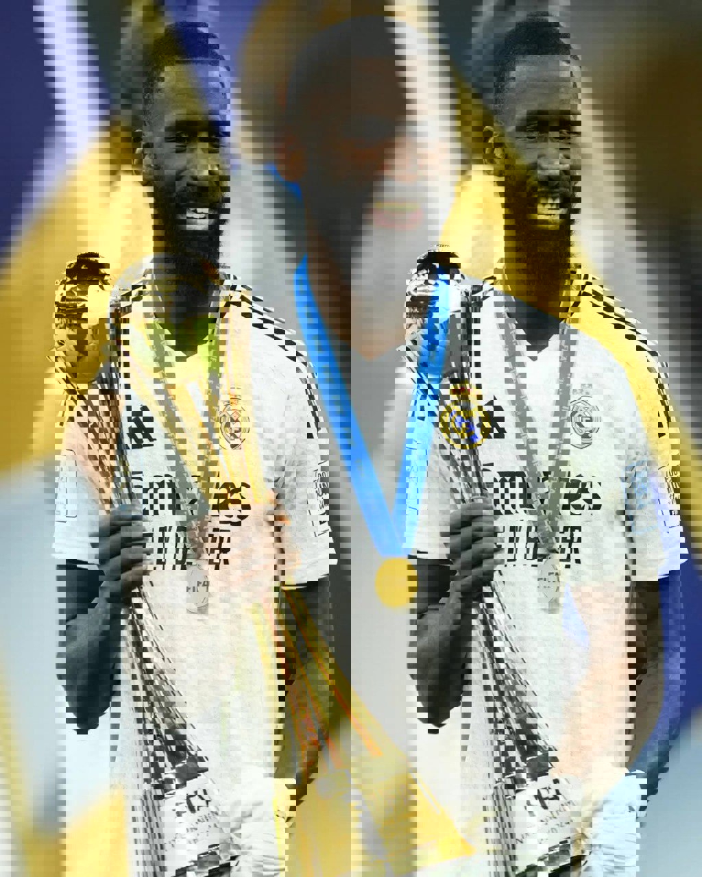 2127425