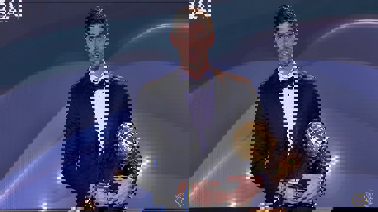 2127637