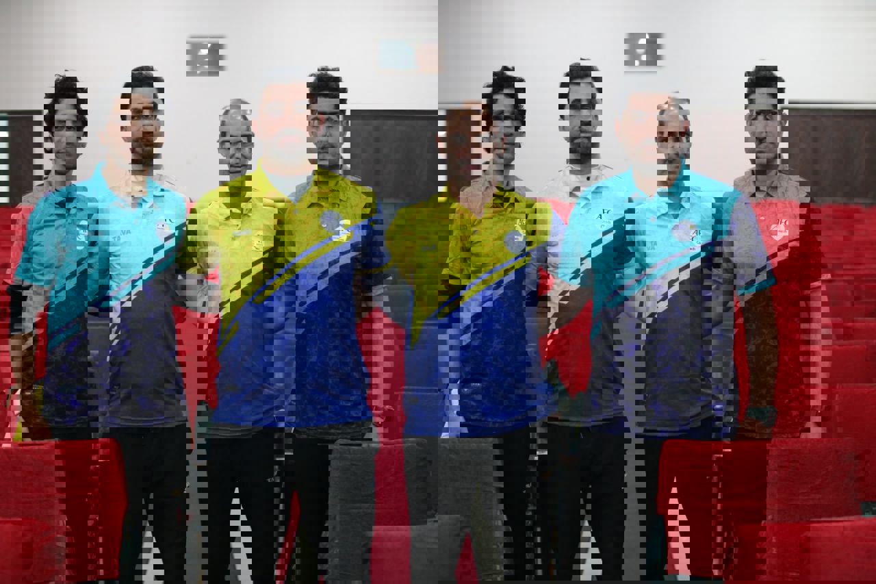 2128133