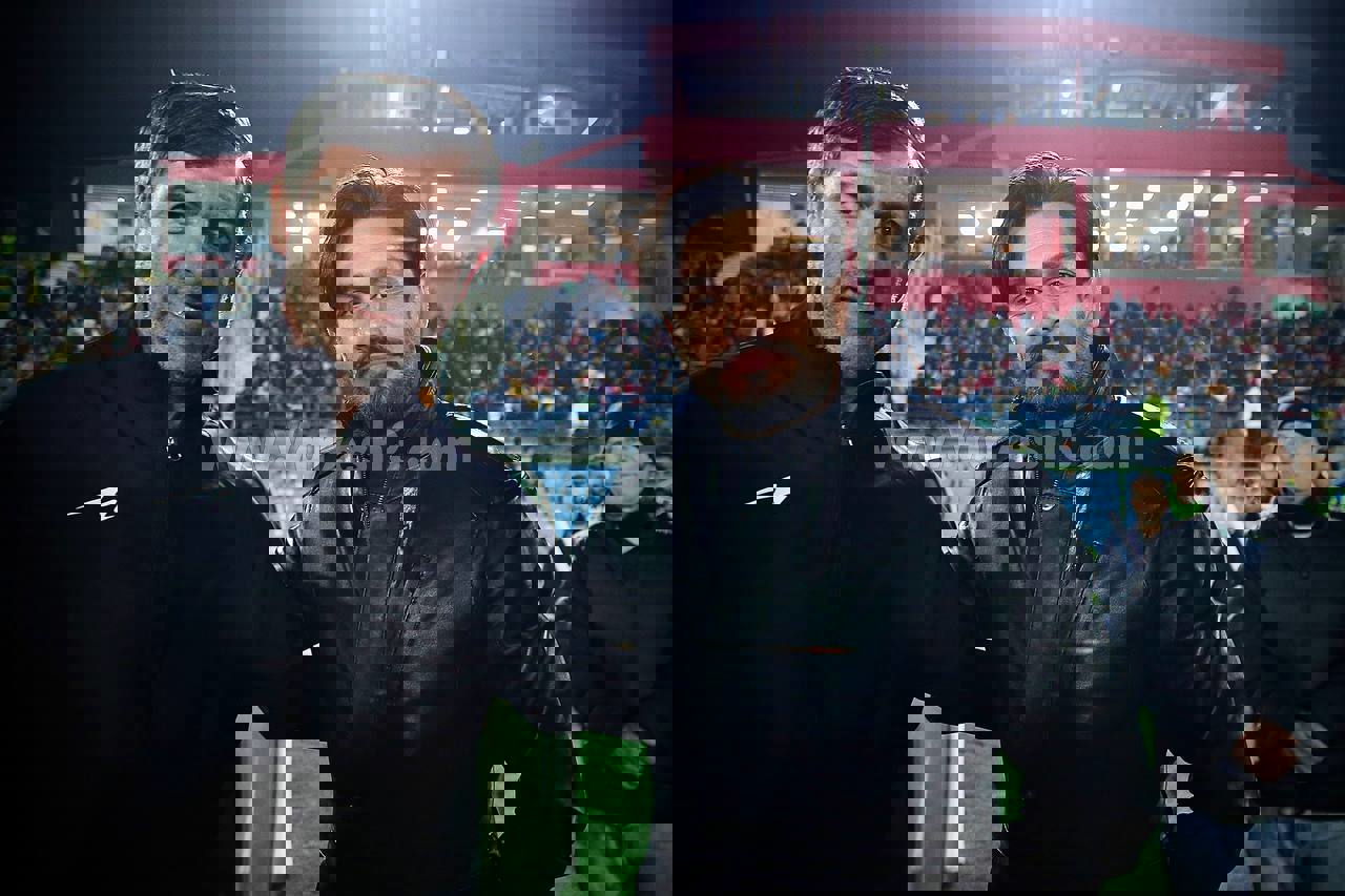 2127889