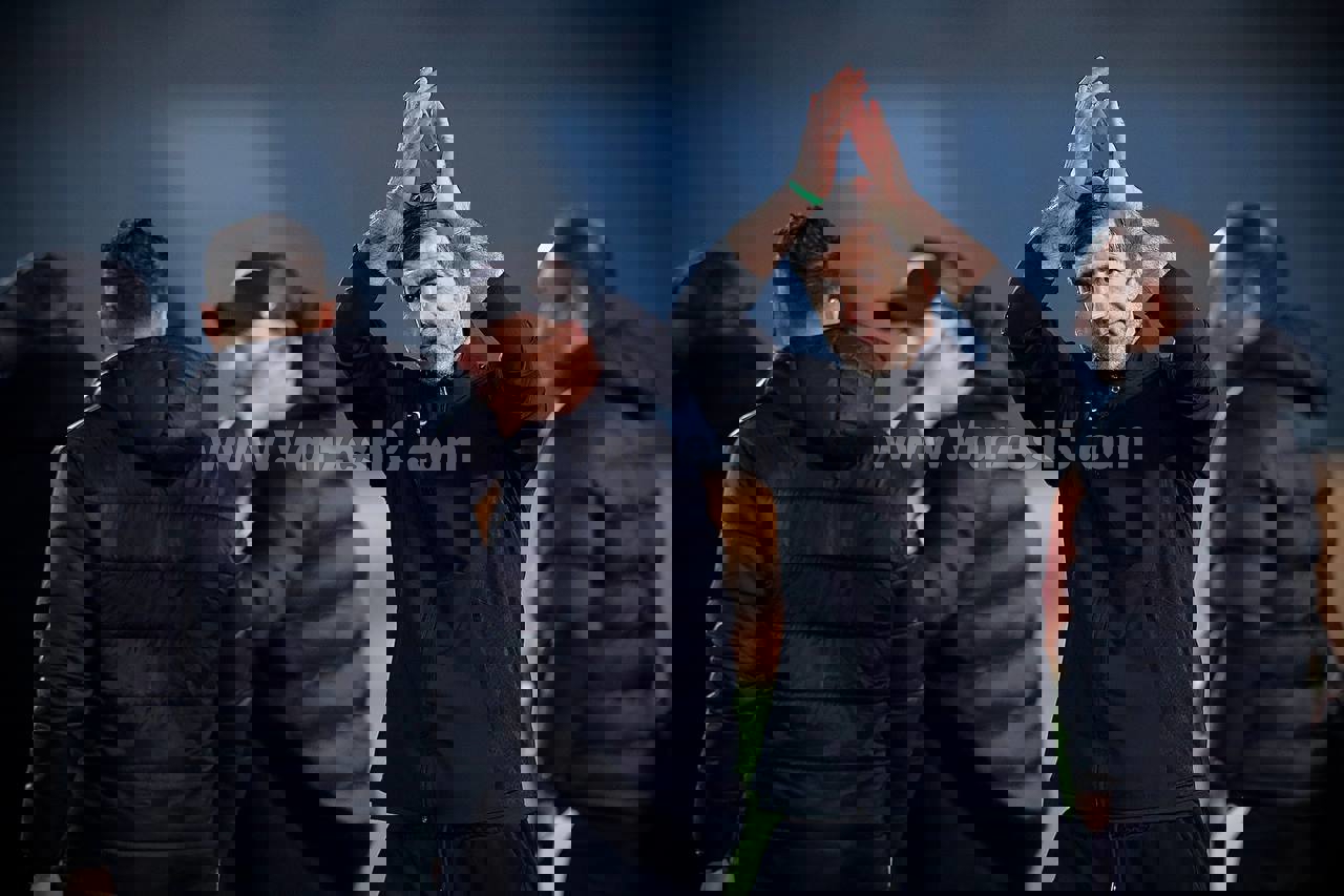 2127893