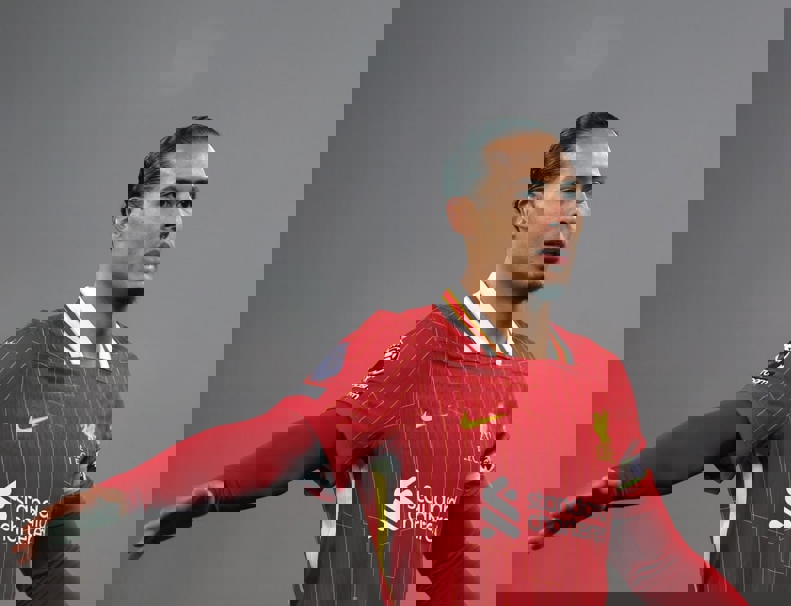 2127932