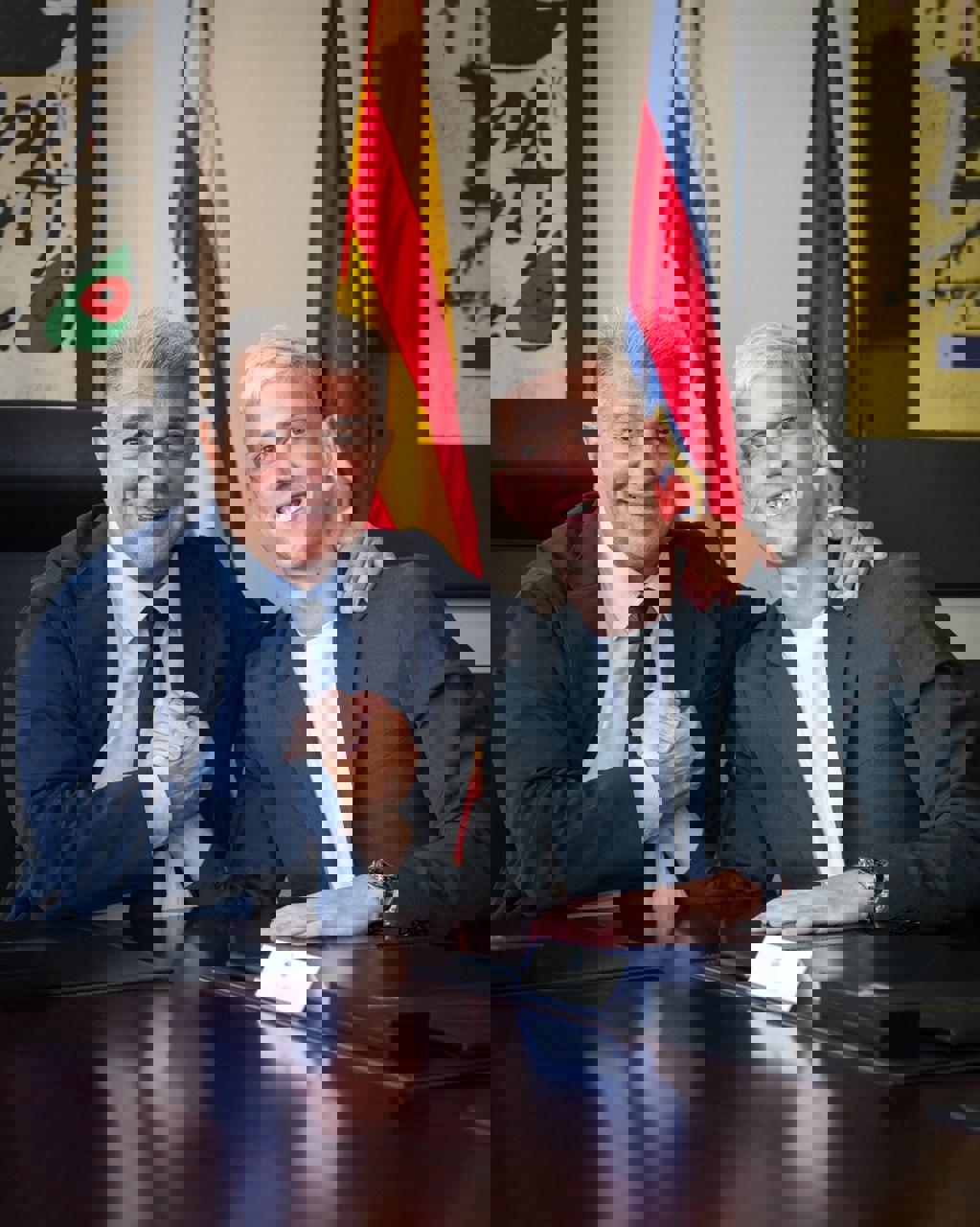 2127913