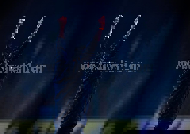 2127883