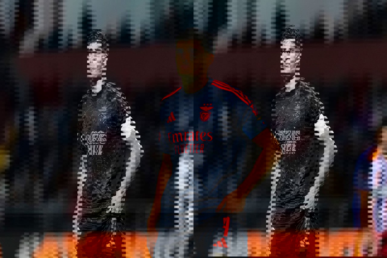 2128048