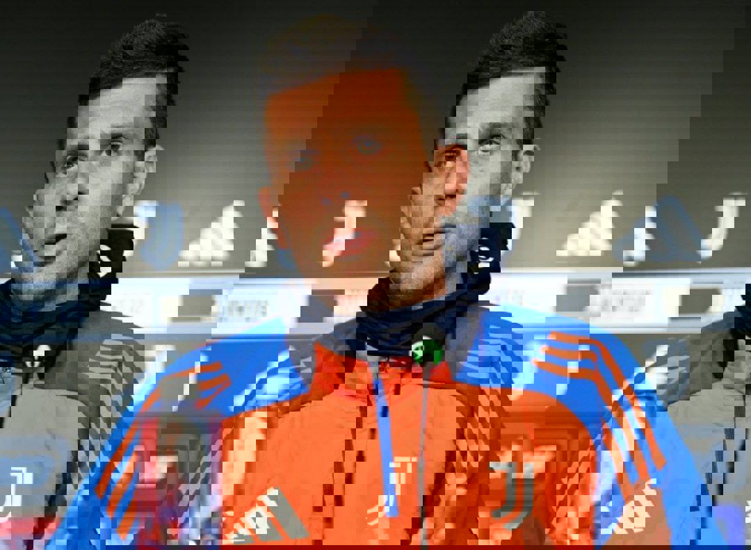 2128018