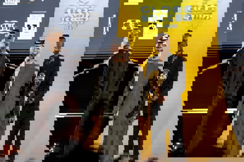 2128303