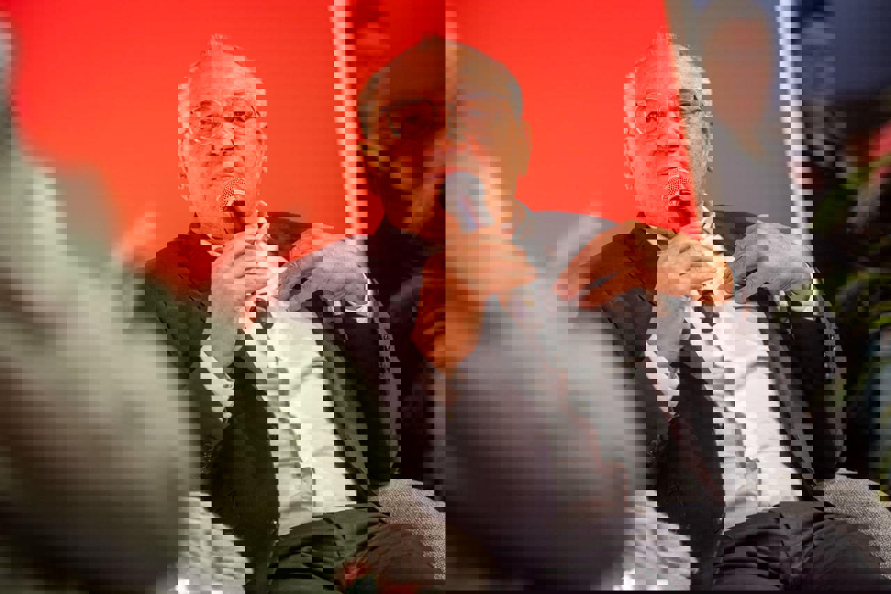 2128690