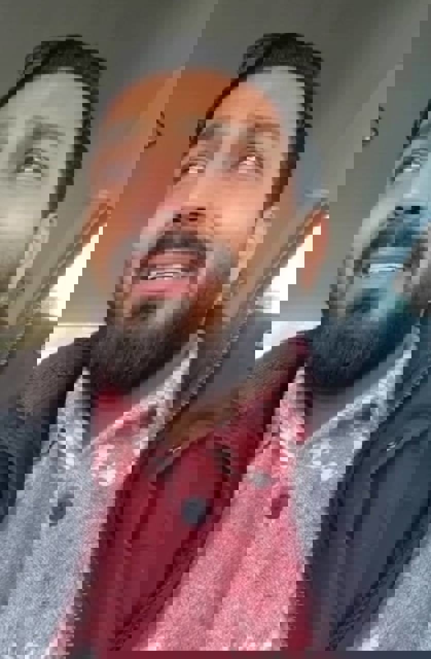 2129162