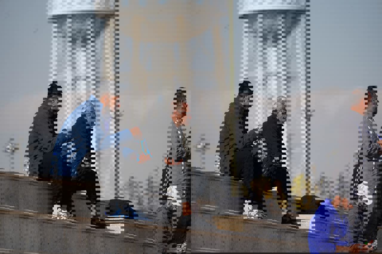 2129184
