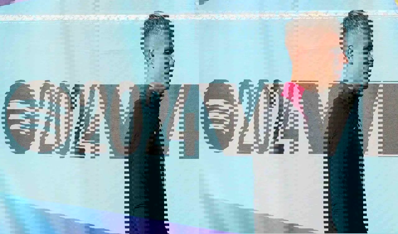 2129601