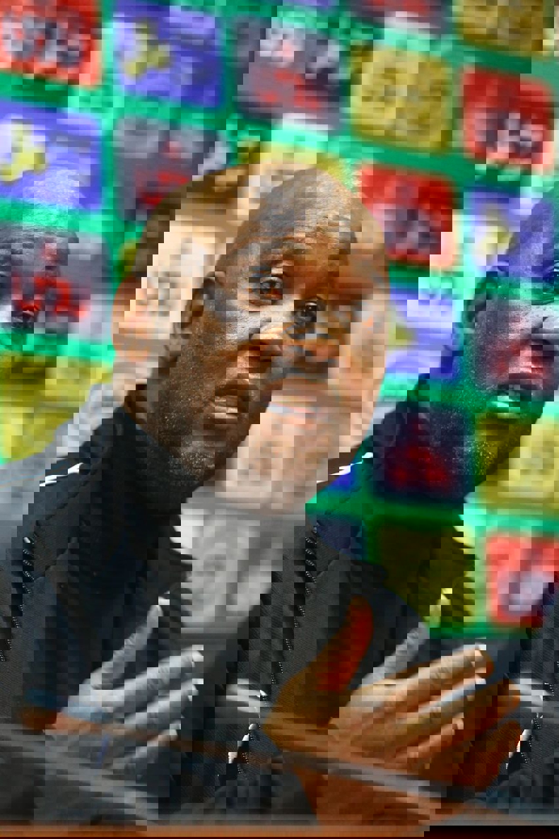 2129512