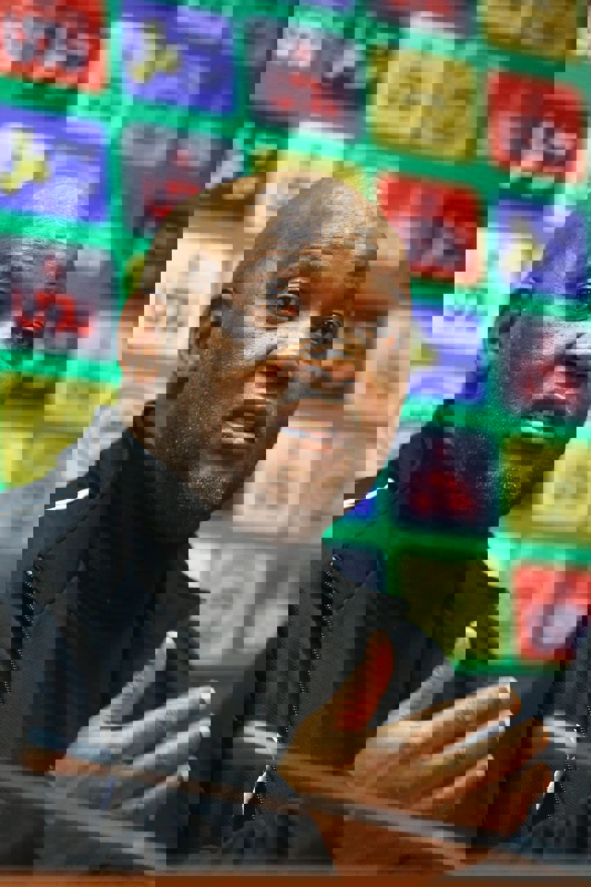 2129512