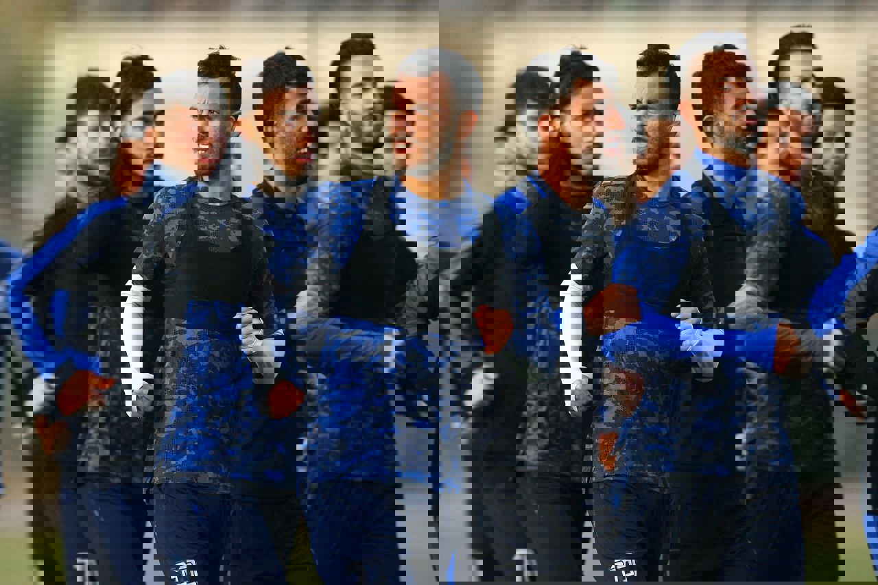 2129825