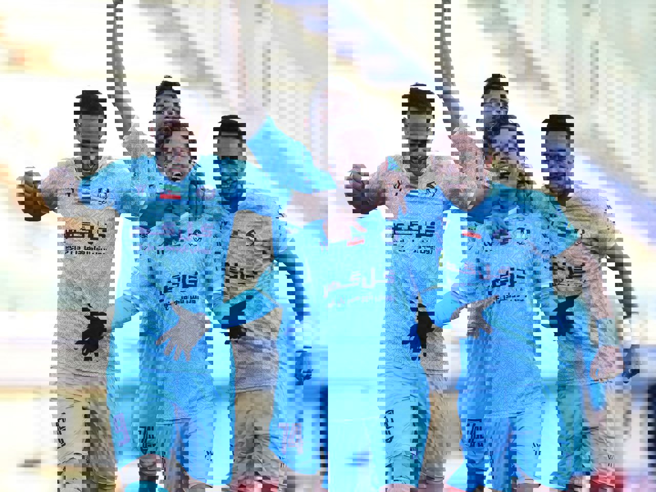 2129823