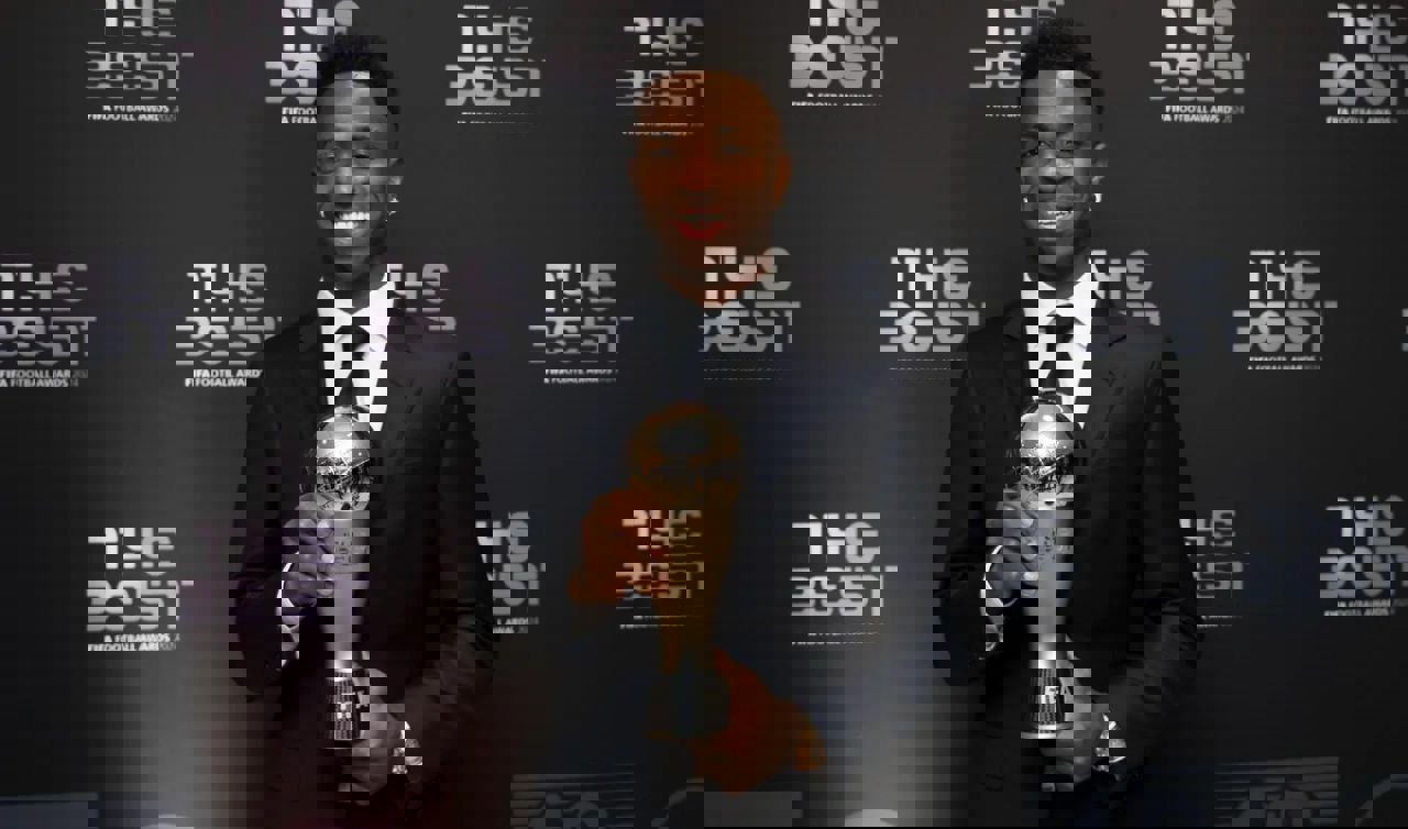 2129860