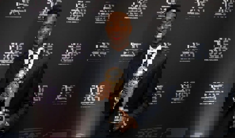 2129860