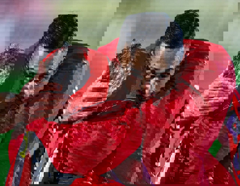 2129907