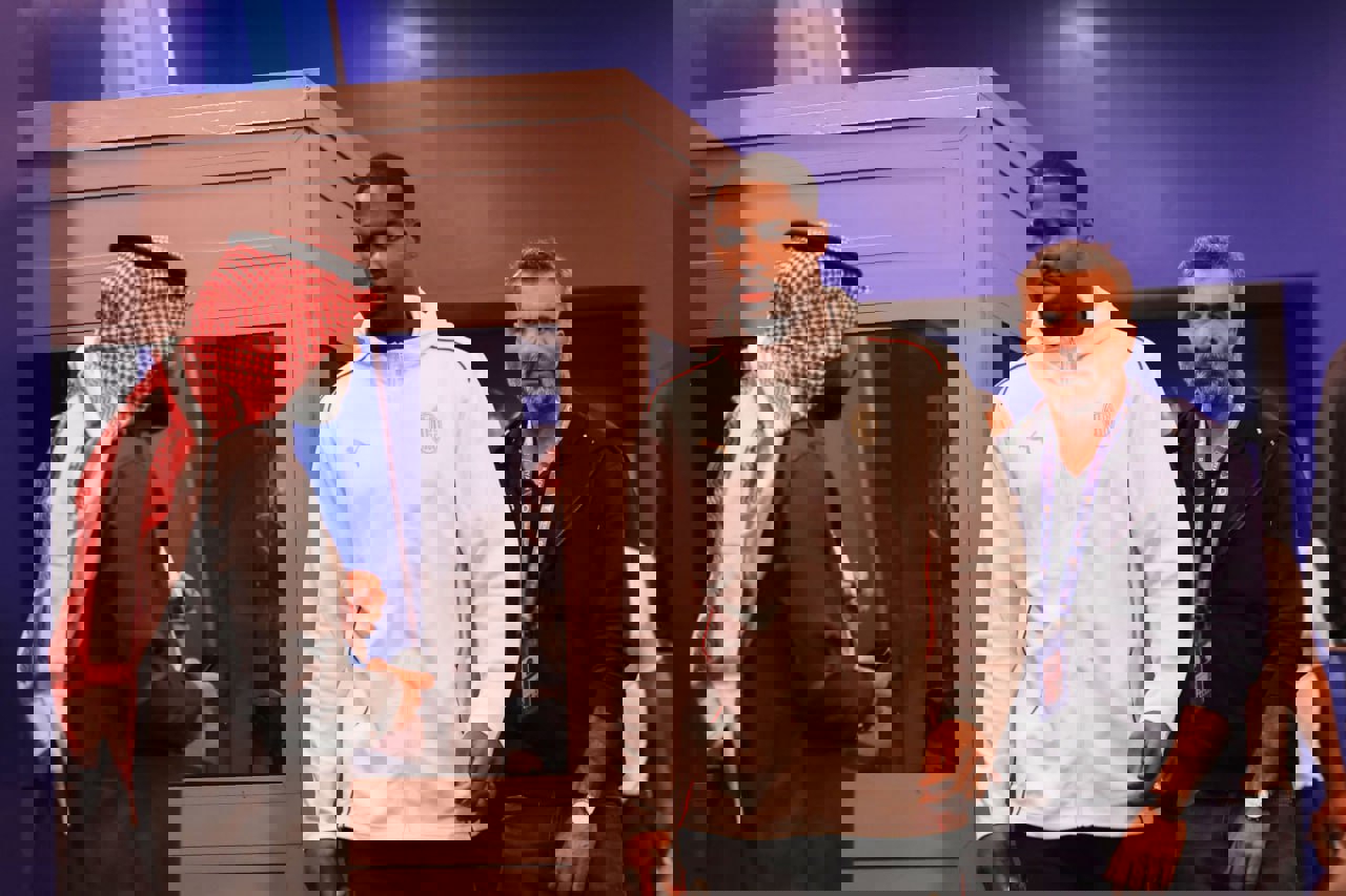 2129941