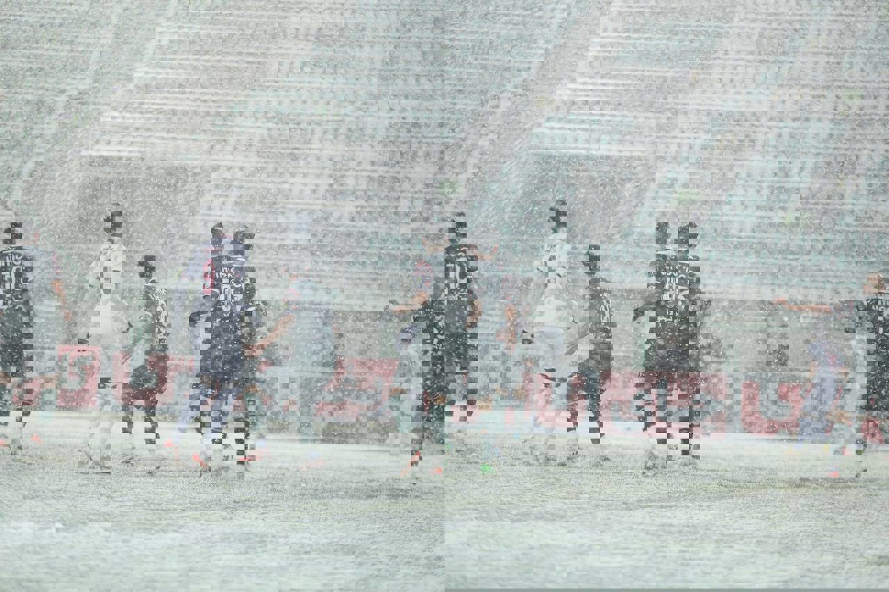 2130076