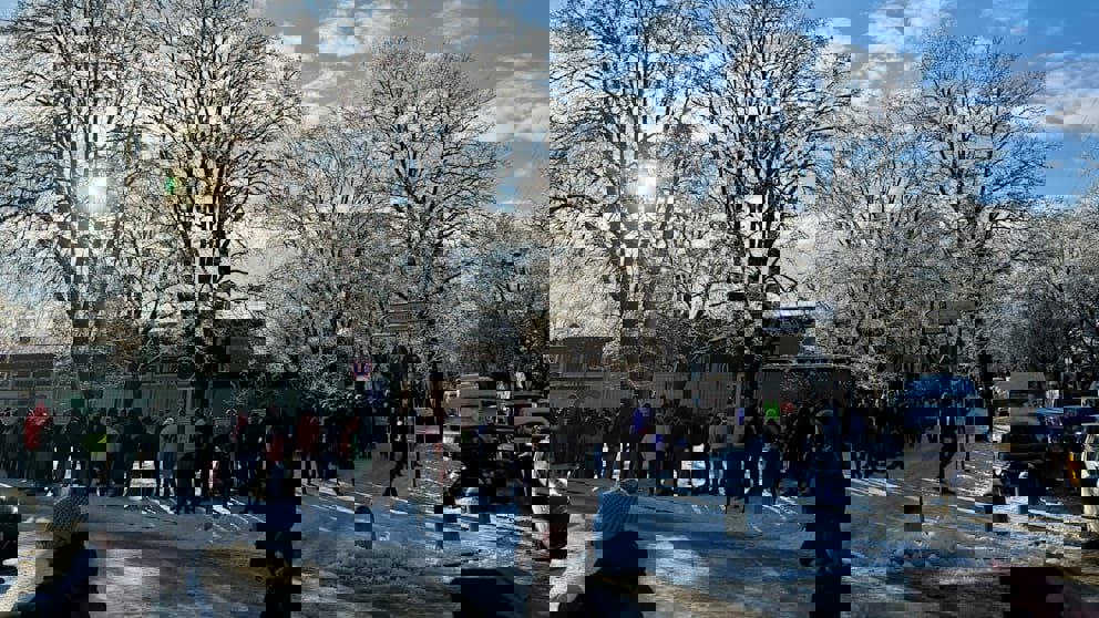 2130289